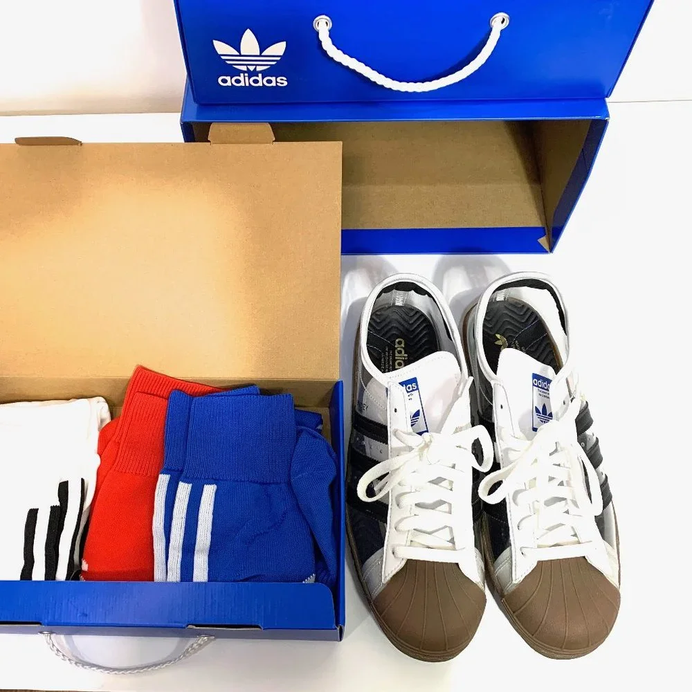 adidas NIB Special Addition Box Blondey Superstar McCoy With Socks Size 10 - Picture 6 of 10